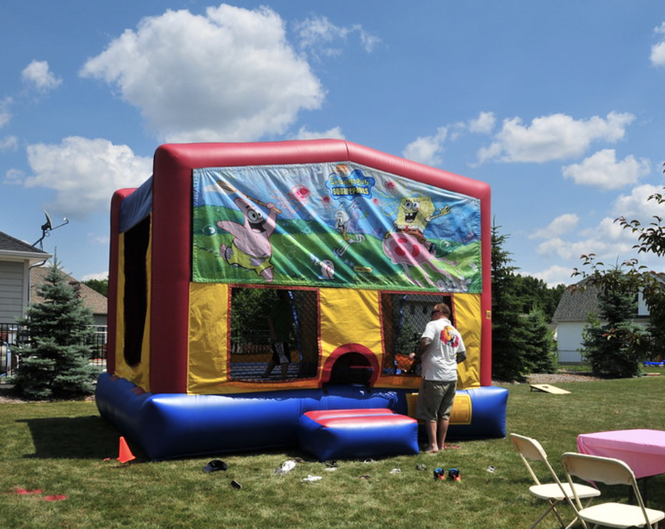 this image shows bounce house rental in Carmichael, CA